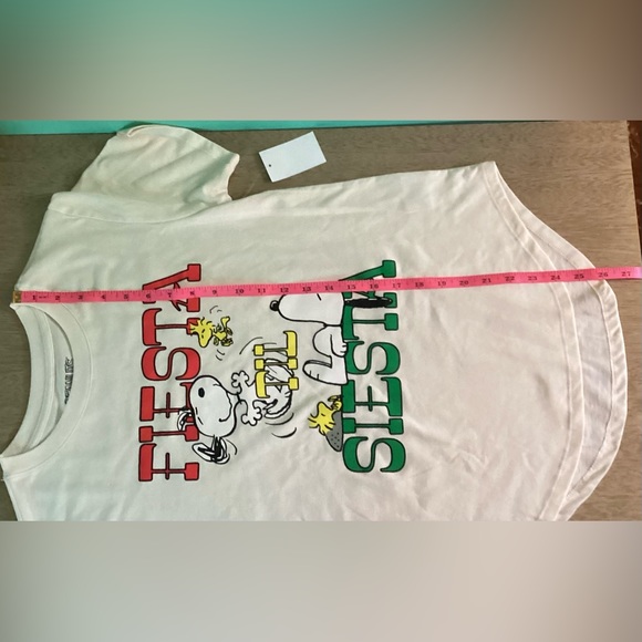 Peanuts Snoopy Fiesta Til Siesta Tee Size Medium - Picture 9 of 9